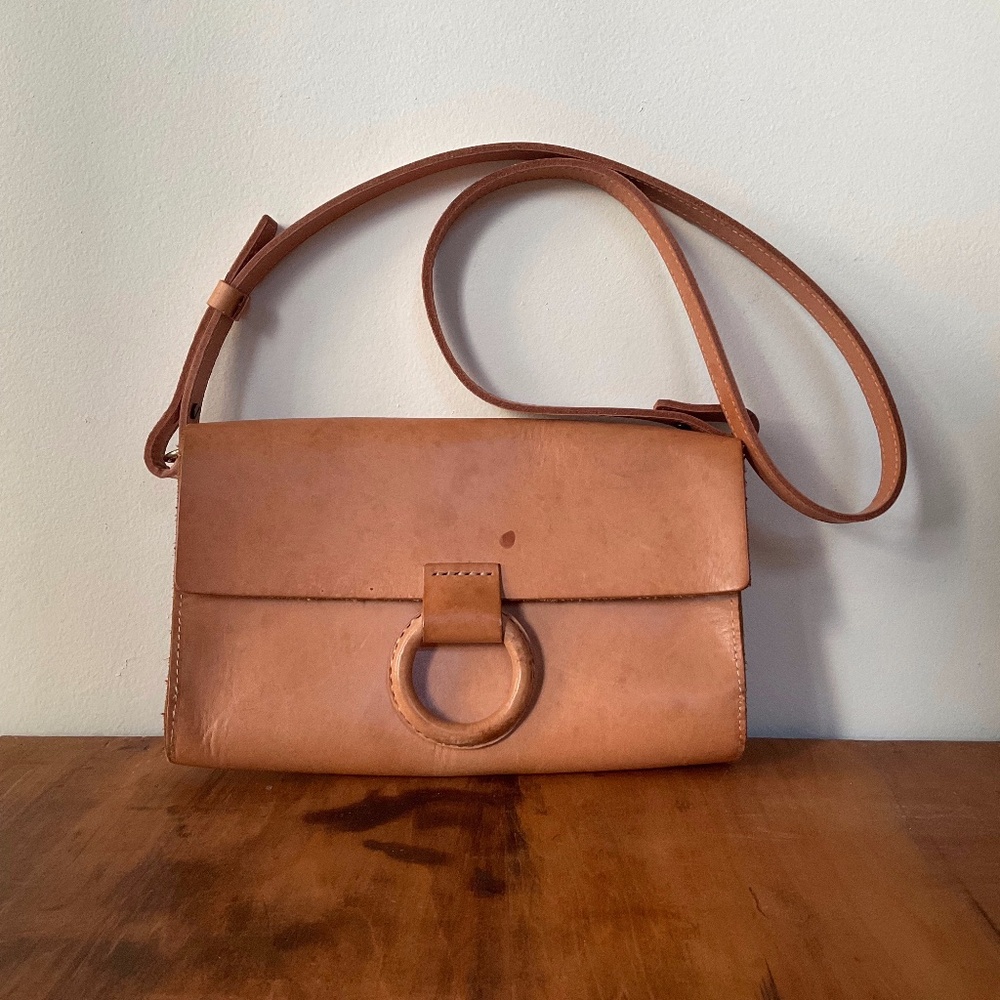 Crescioni Mono Clutch in Natural Veg